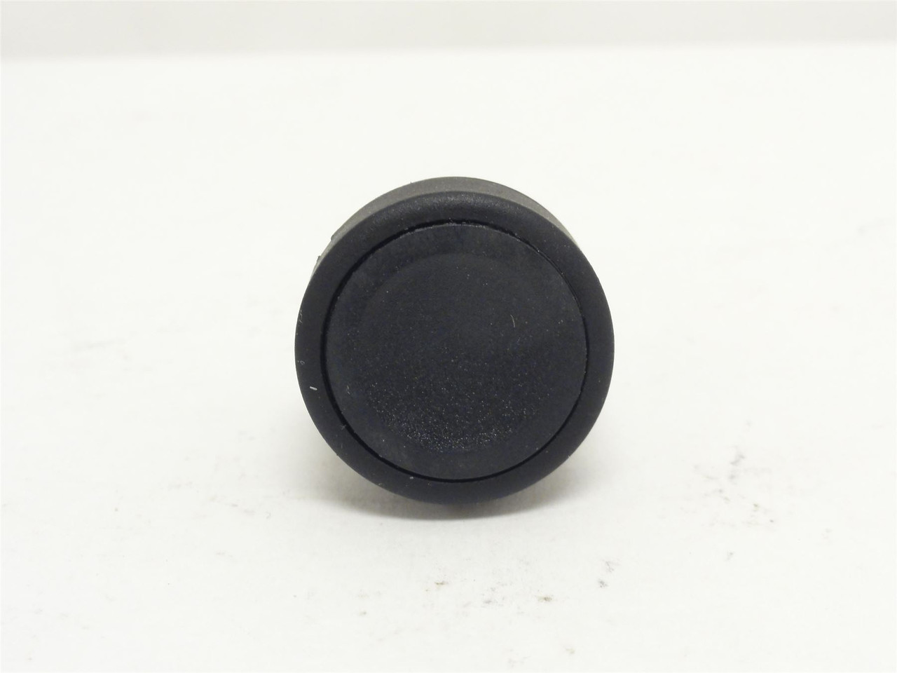 GE P9XPNNG; Push-Button Operator; 22mm; Flush; Black Cap