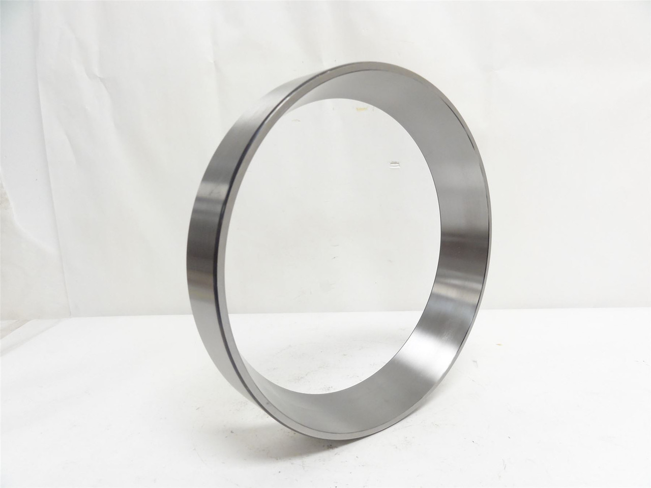 Timken Y32034XM; Tapered Roller Bearing Cup; 260mmOD