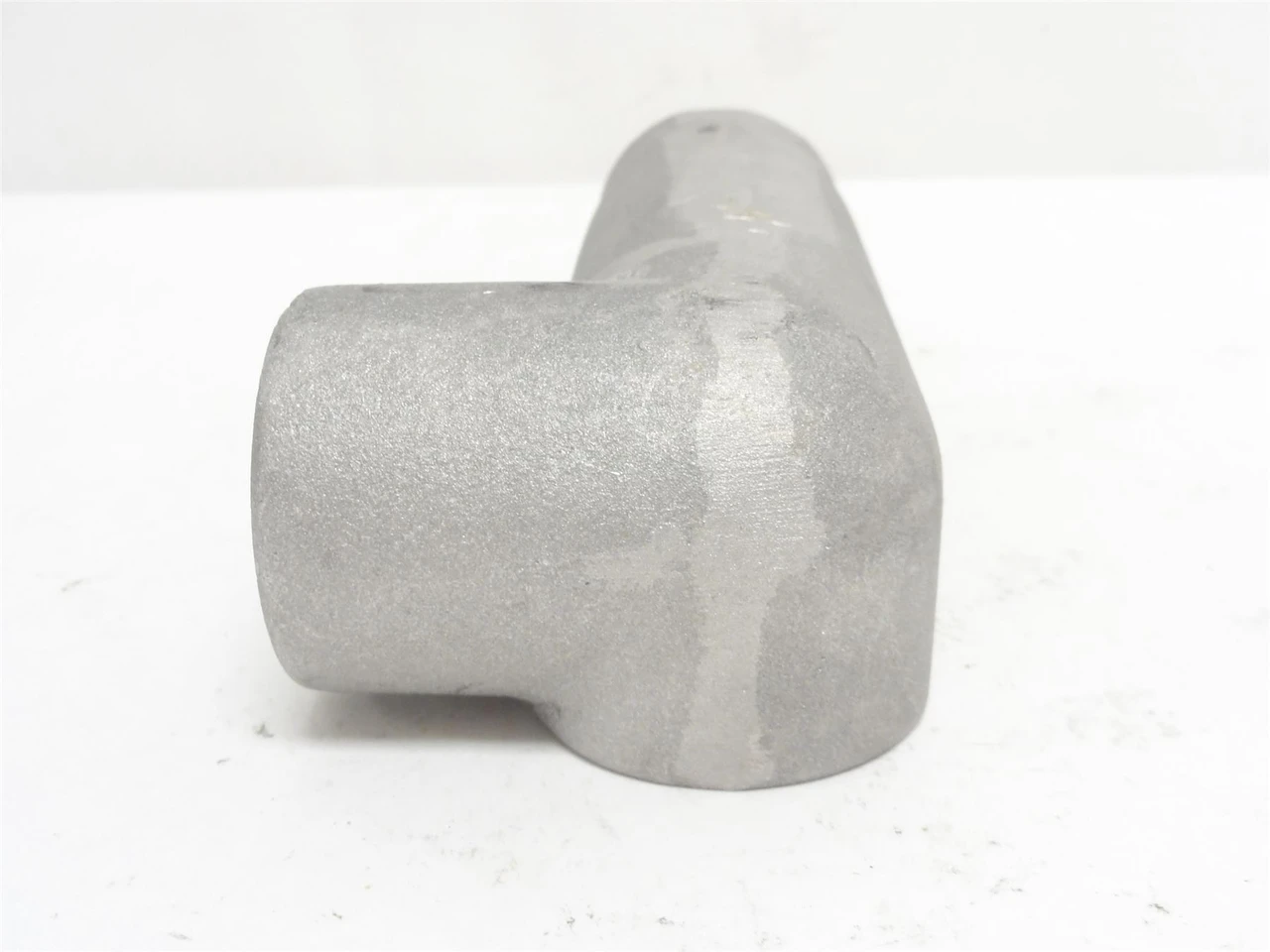 Crouse-Hinds LR37SA; Aluminum Conduit Body; 90Deg; 1NPT