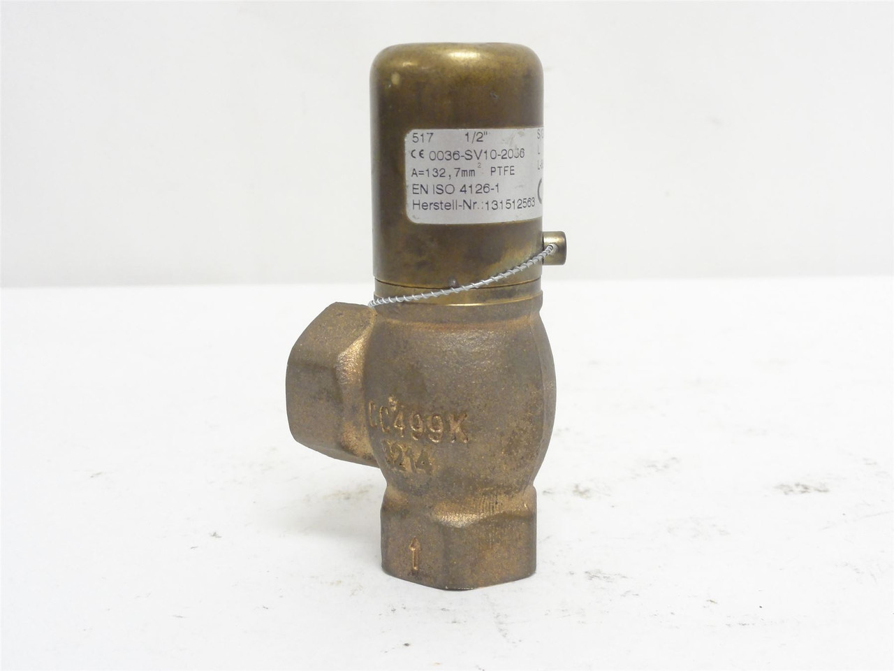 Econ 0036-SV10-2036; Spring-Loaded Safety Valve; 90Deg; 1/2NPT