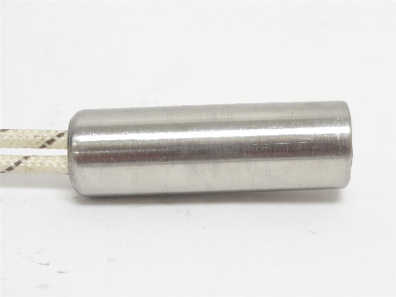 Nordson 1054662; Heater Cartridge; 200W; 240V; 1/2" OD