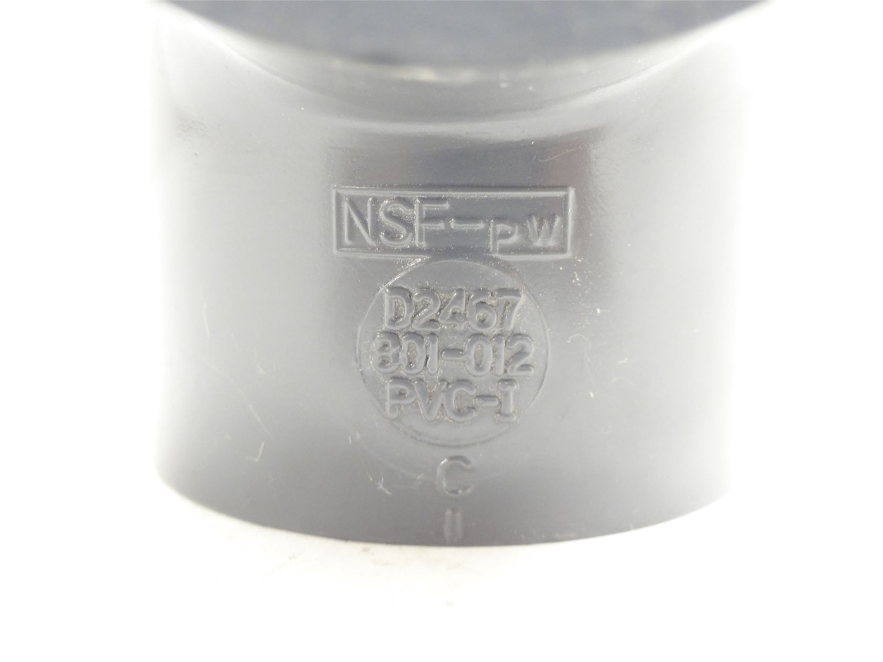 Charlotte 801-012; Socket Tee Fitting; Sch: 80 PVC; 1-1/4FNPS