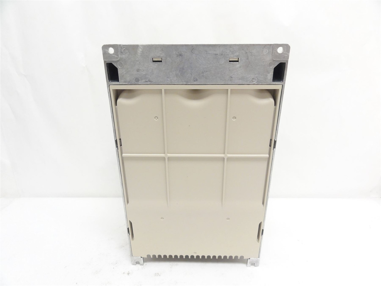 Yaskawa CIMR-VU2A0069FAA; AC Drive 25HP 240VAC In