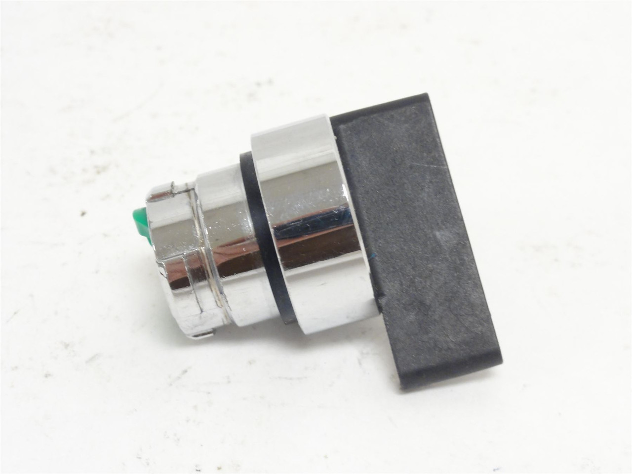 Altech 2AS2E-4; Spring Return Switch; 3Pos; Non-Illuminated
