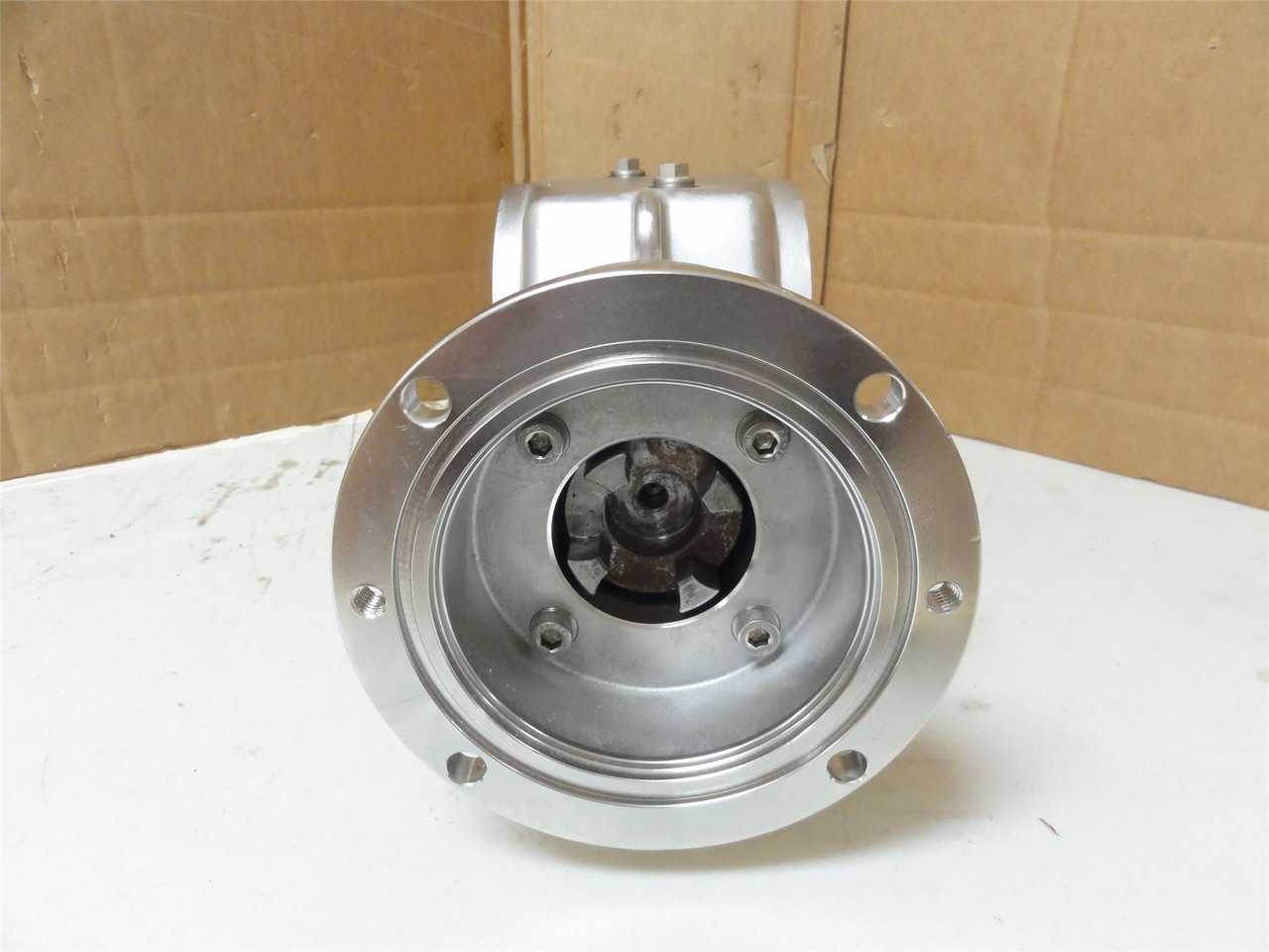 D&F 37SDFHB4L121; Gear Reducer; SS; RA; 50:1 Ratio