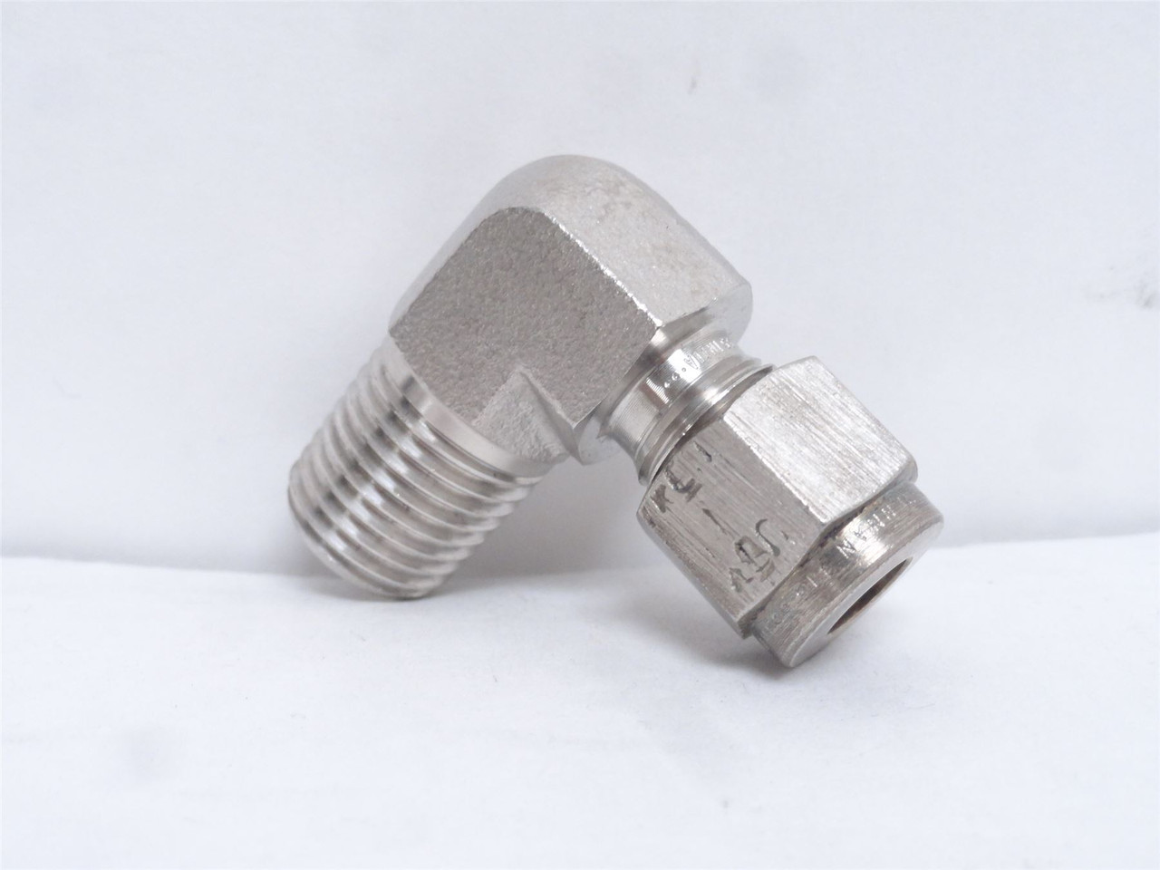 Brennan N2501-04-04-SS; Air Elbow; SS; 90Deg; 1/4" x 1/4NPT