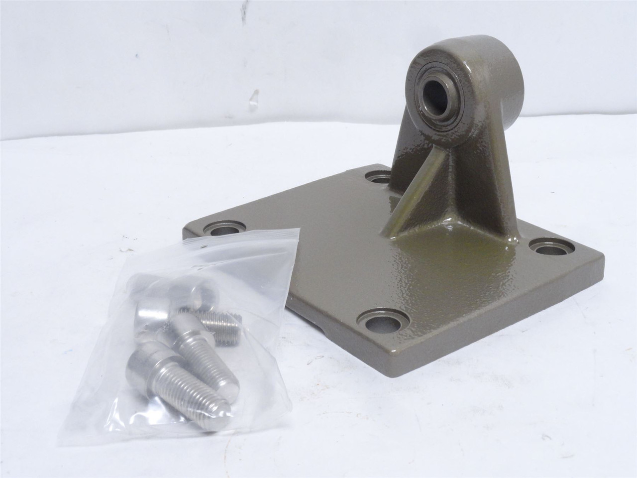SEW RN6-101144; Motor/Gearbox Mounting Flange Adaptor Plate