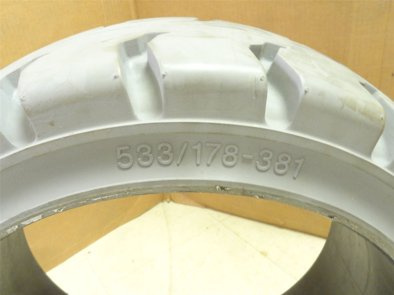 Unitrac 21X7X15 EM MASMMXGRNM; Industrial Tread Pro LRR Tire