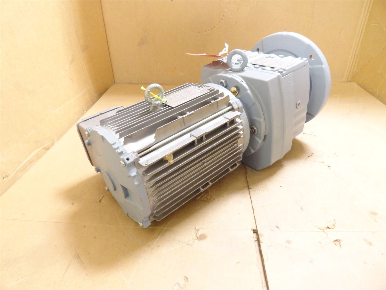 JBT 320063AAXAM; AC Gearmotor; 81.8:1 Ratio; 3HP; 230/460V