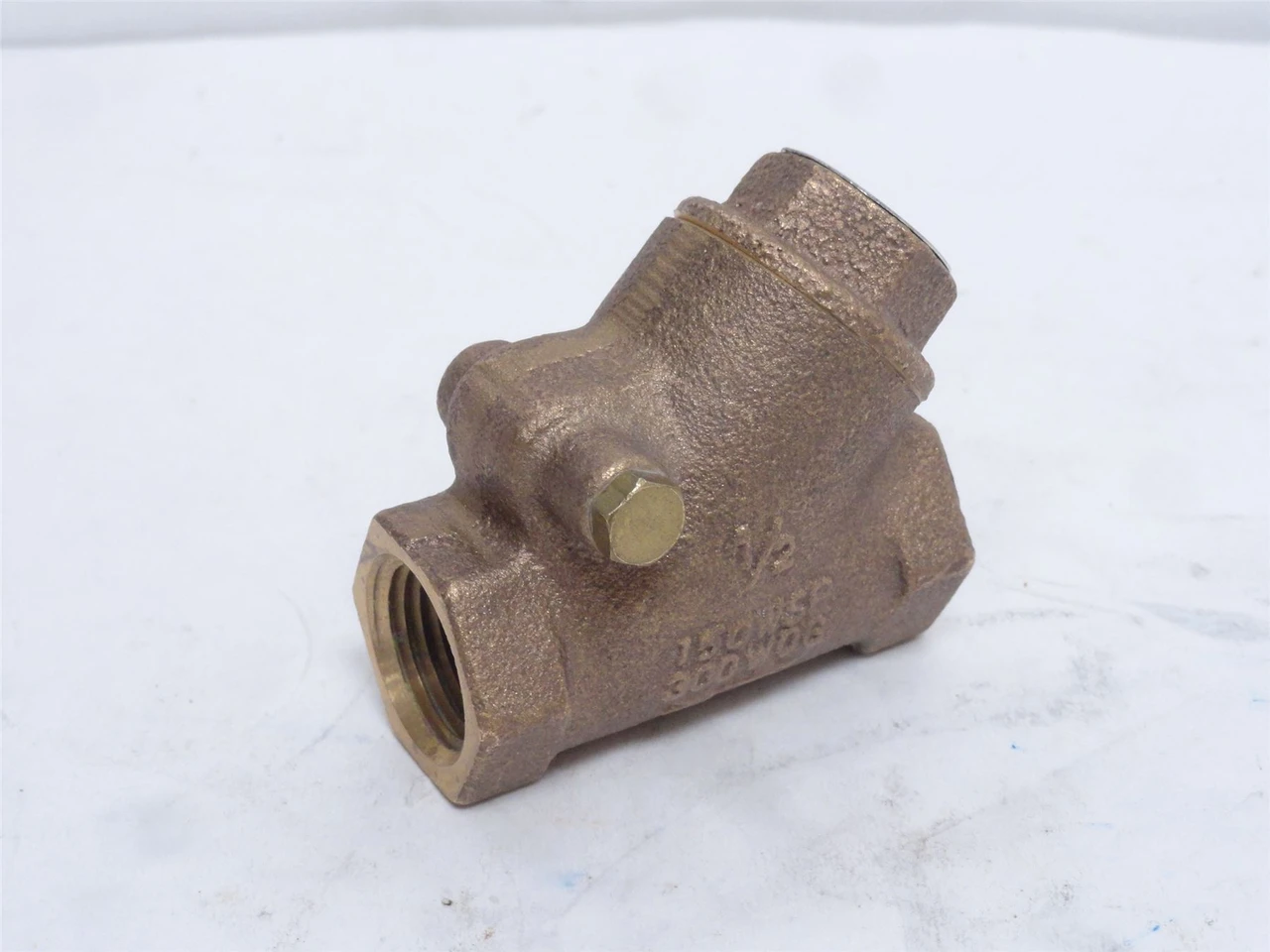 FNW MSS-SP-80; Swing "Y" Check Valve; 1/2NPT; 300WOG; 150WSP