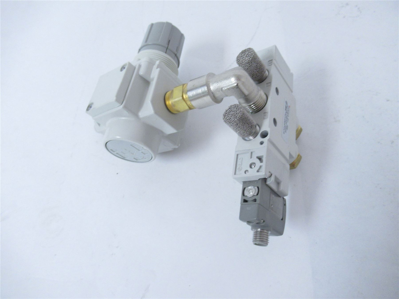SMC AR25K-02-B/SY7120-DU001571; Solenoid & Regulator Aseembly