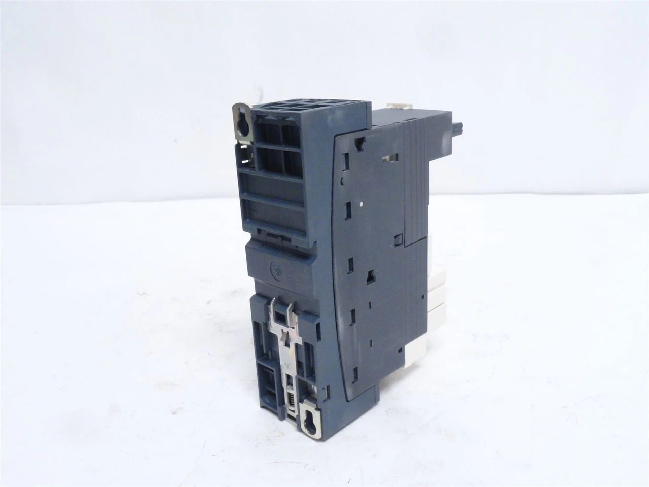 Schneider LUB12; Non-Reversing Power Base; 12A; 110-240VAC