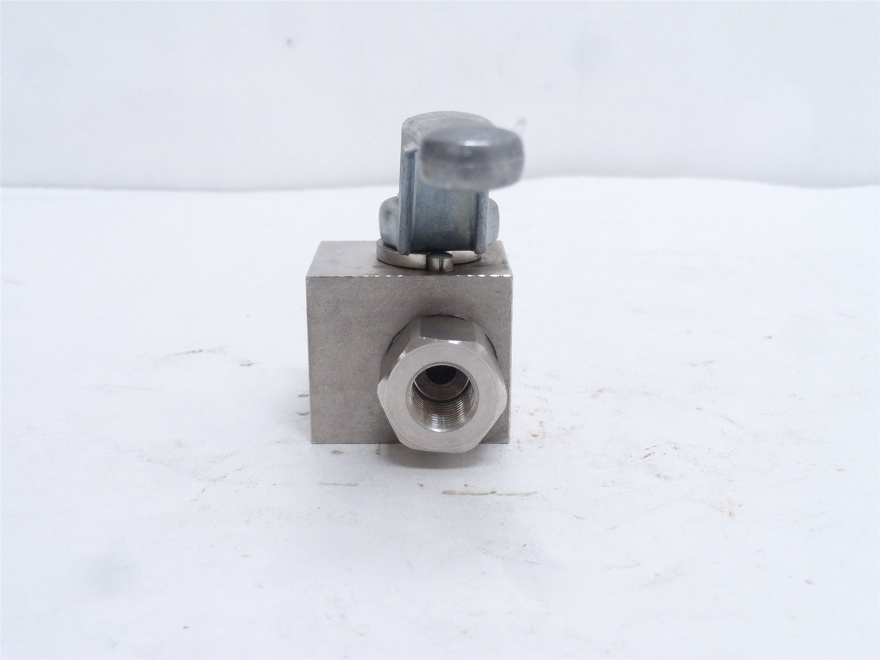 Pister BK3 G1/4-P; Manual Hydraulic Valve 4423; SS; 1/4NPT