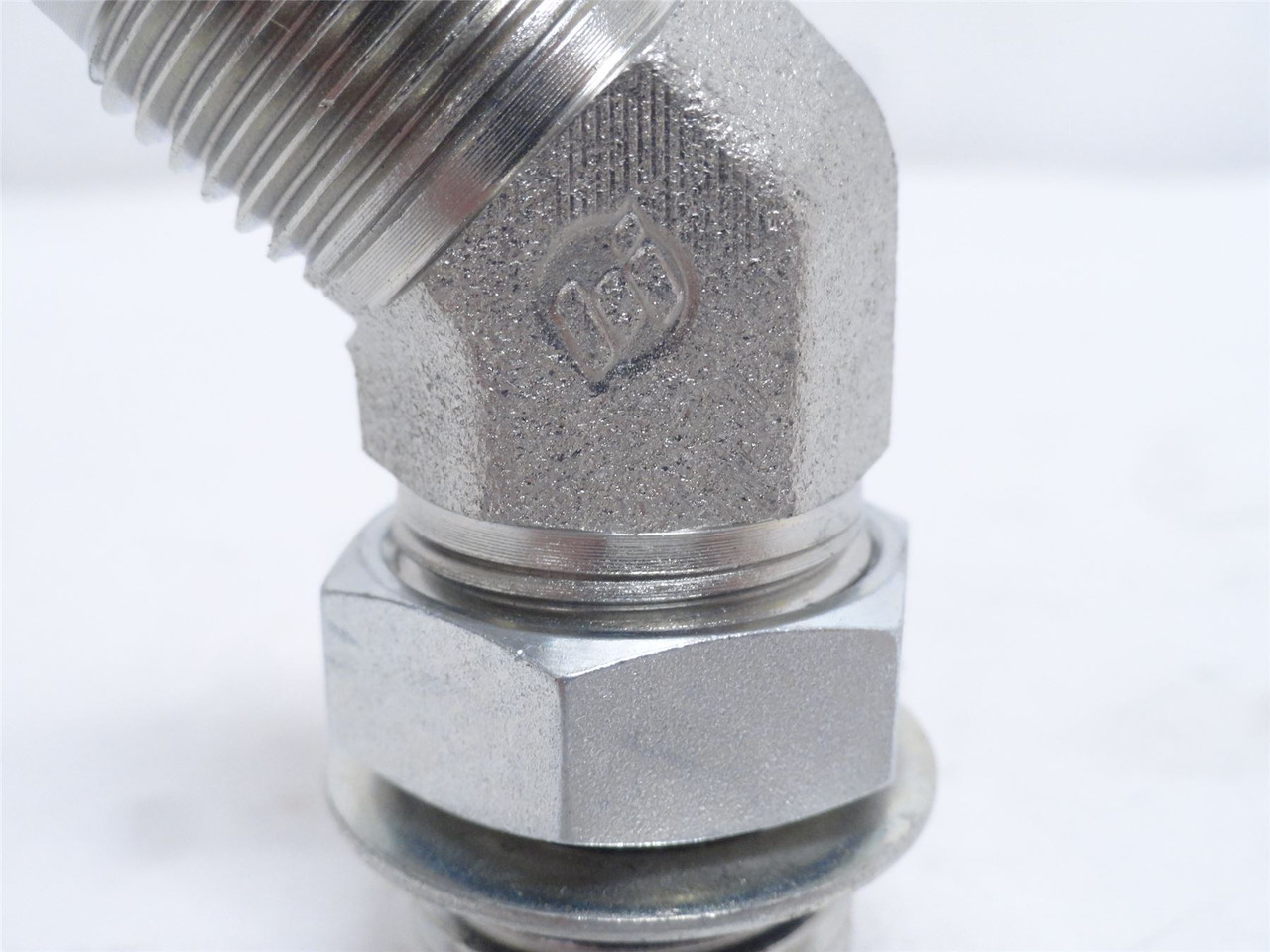Brennan 6802-10-10-NWO-FG; Elbow; 45Deg; 5/8 BOSS x 5/8 JIC
