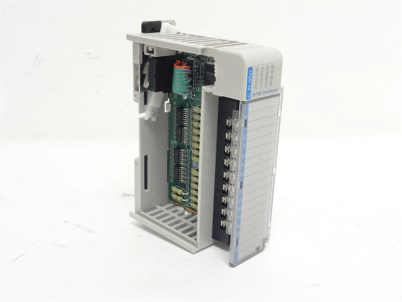 Allen-Bradley 1769-IQ16; Compact I/O Module; 24VDC; 16 Ch