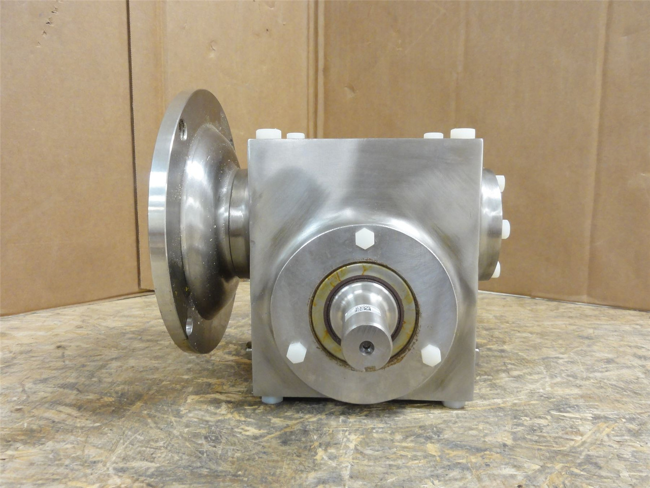 Grove Gear SS-BMQ818-20-R-56; Speed Reducer; SS; 20:1 Ratio