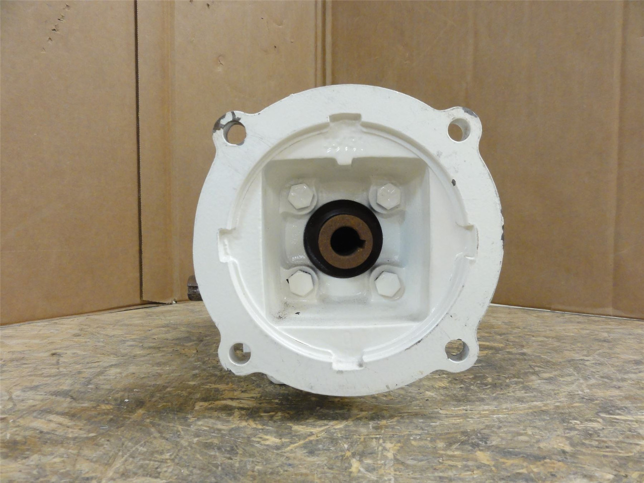 Boston Gear BKF71515KB5G; Speed Reducer; 15:1 Ratio; 0.91HP