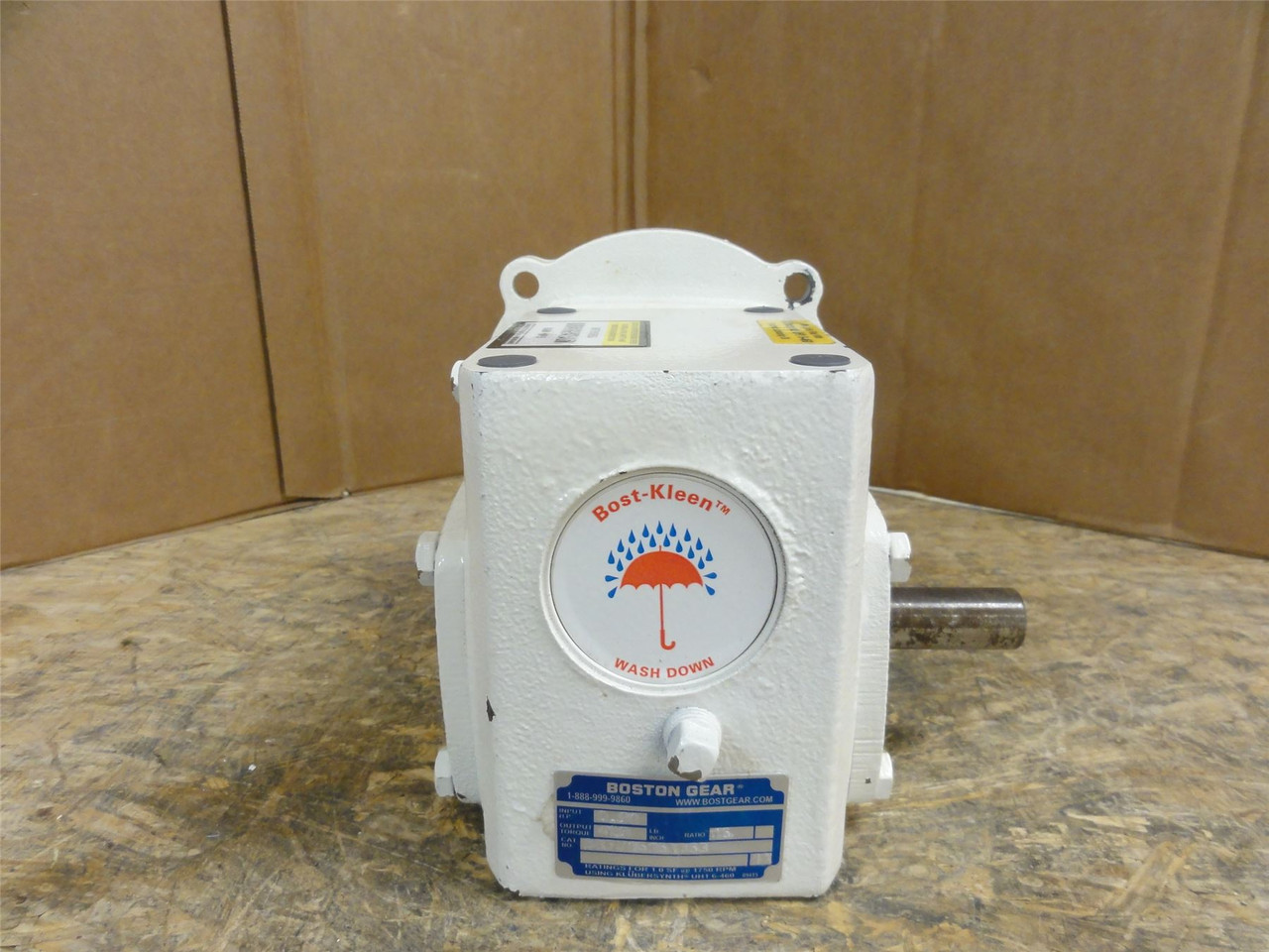 Boston Gear BKF71515KB5G; Speed Reducer; 15:1 Ratio; 0.91HP