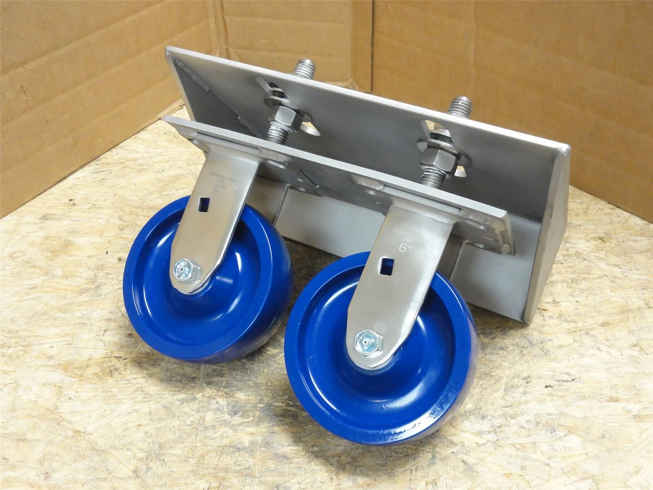 MFG- LRU-05LDC-18W; Back-Up Wheel Assembly; 6" Wheels; SS