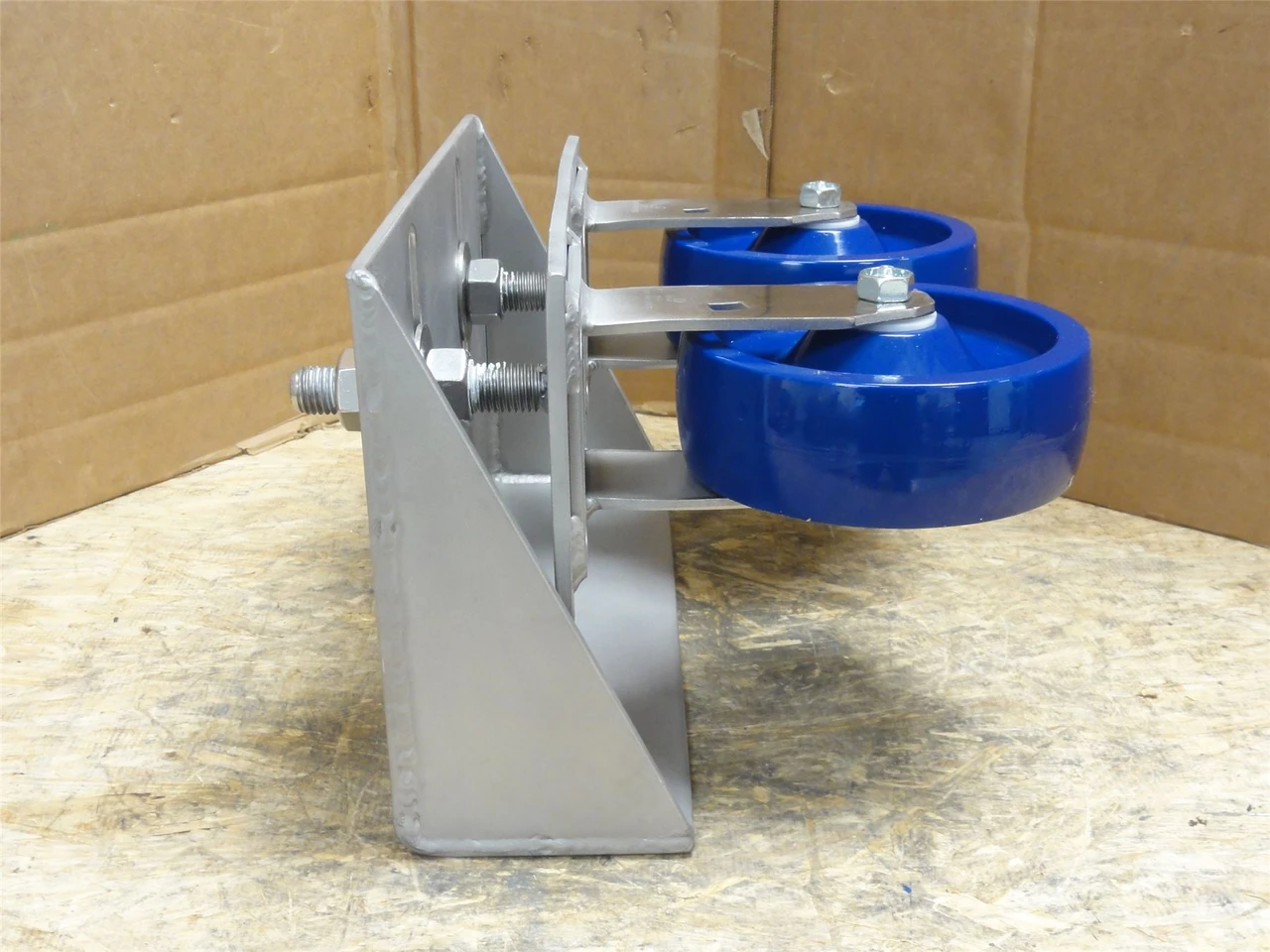MFG- LRU-05LDC-18W; Back-Up Wheel Assembly; 6" Wheels; SS