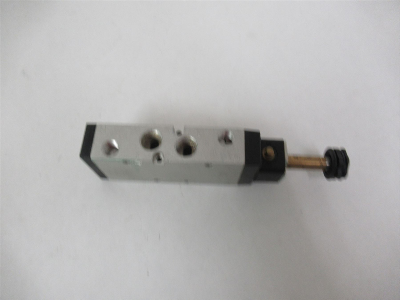 Parker P2LBX512ESNDDN; Pneumatic Solenoid Valve 1/4" 5/2 2-Pos