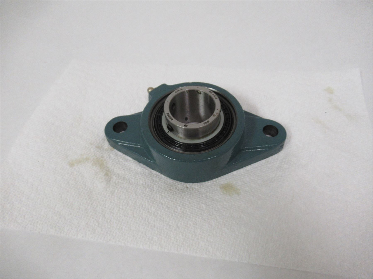 Dodge 123172; 2-Bolt Flange Bearing  1-1/4"ID F2B-SC-104S