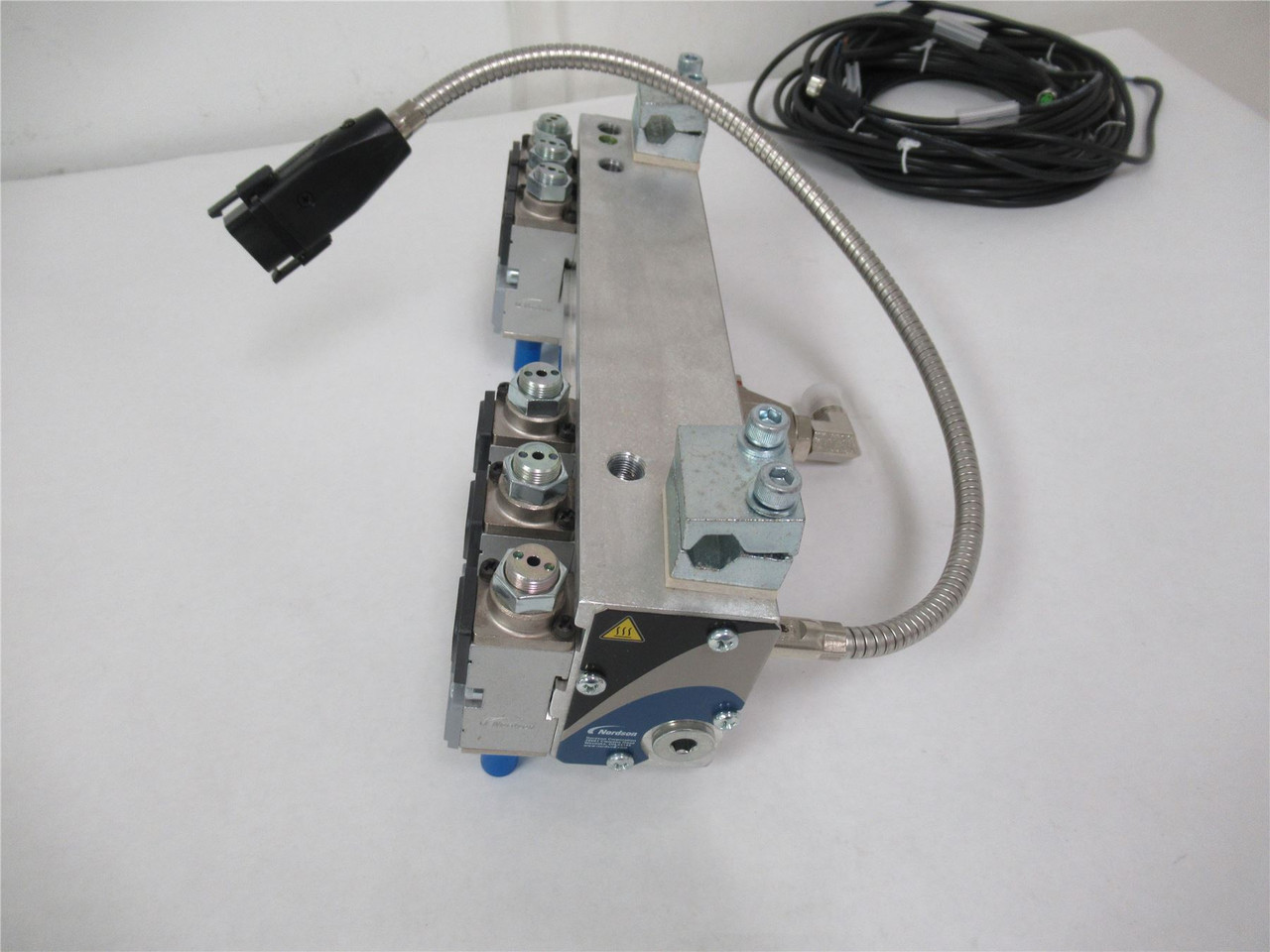 Nordson 209533TTI; Glue Gun Solid Blue S6 MOD222 -  8531027