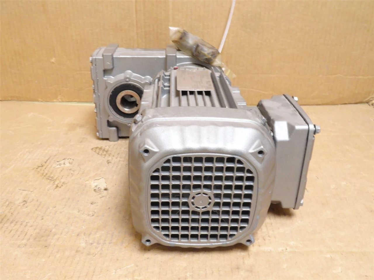 SEW FA27/G DRN80M4/DH; AC Gearmotor 1HP 16.28:1 Ratio 230/460V