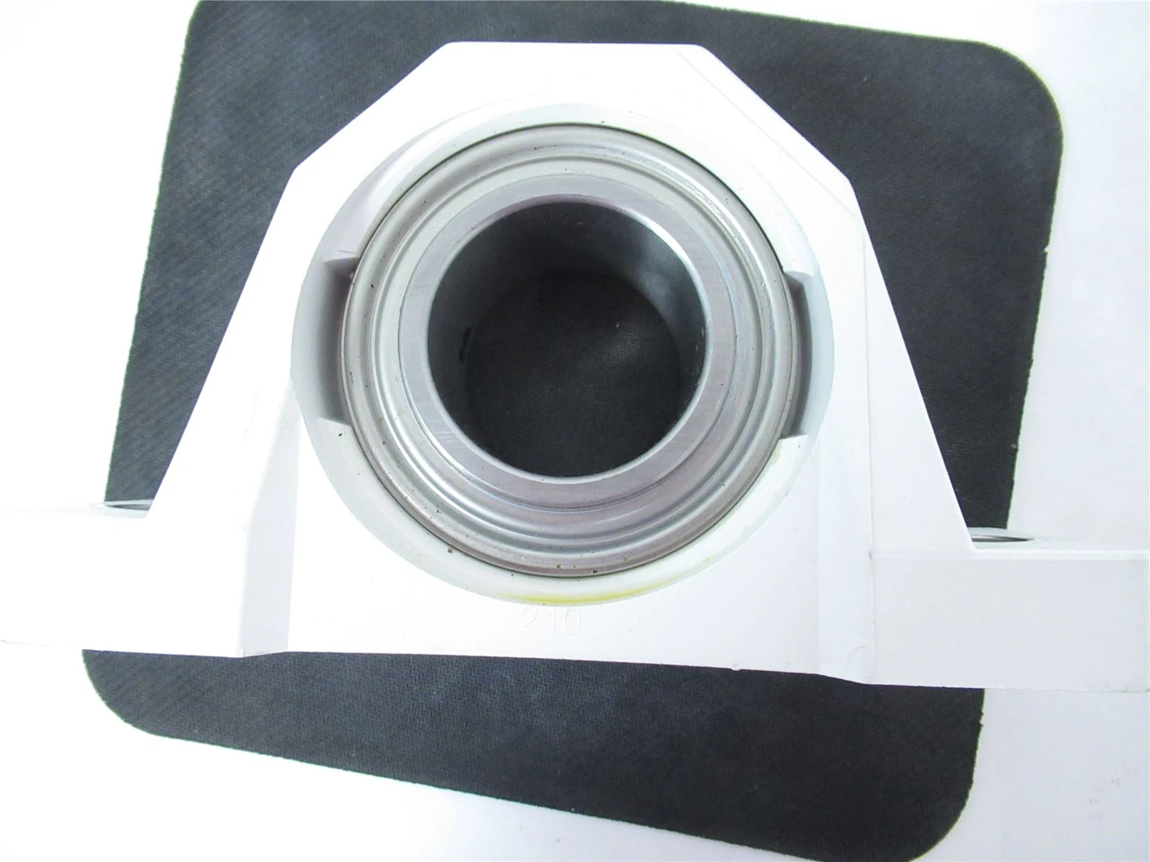 Dodge 136986; Pillow Block Bearing 2"ID P2B-SCEZ-200-PSS