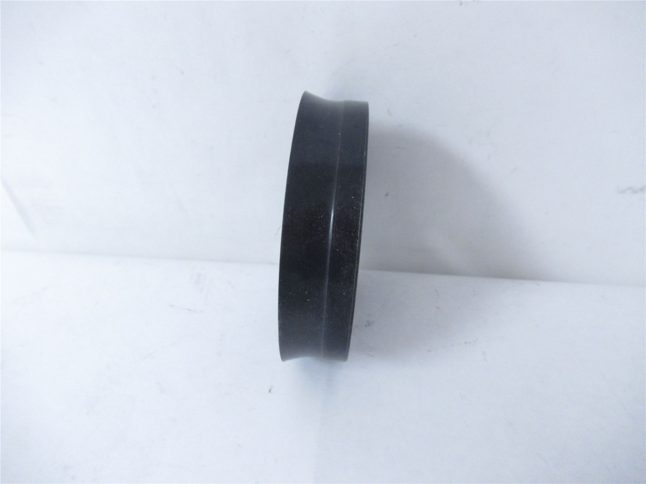 Tipper Tie 430016060; Rubber Collar