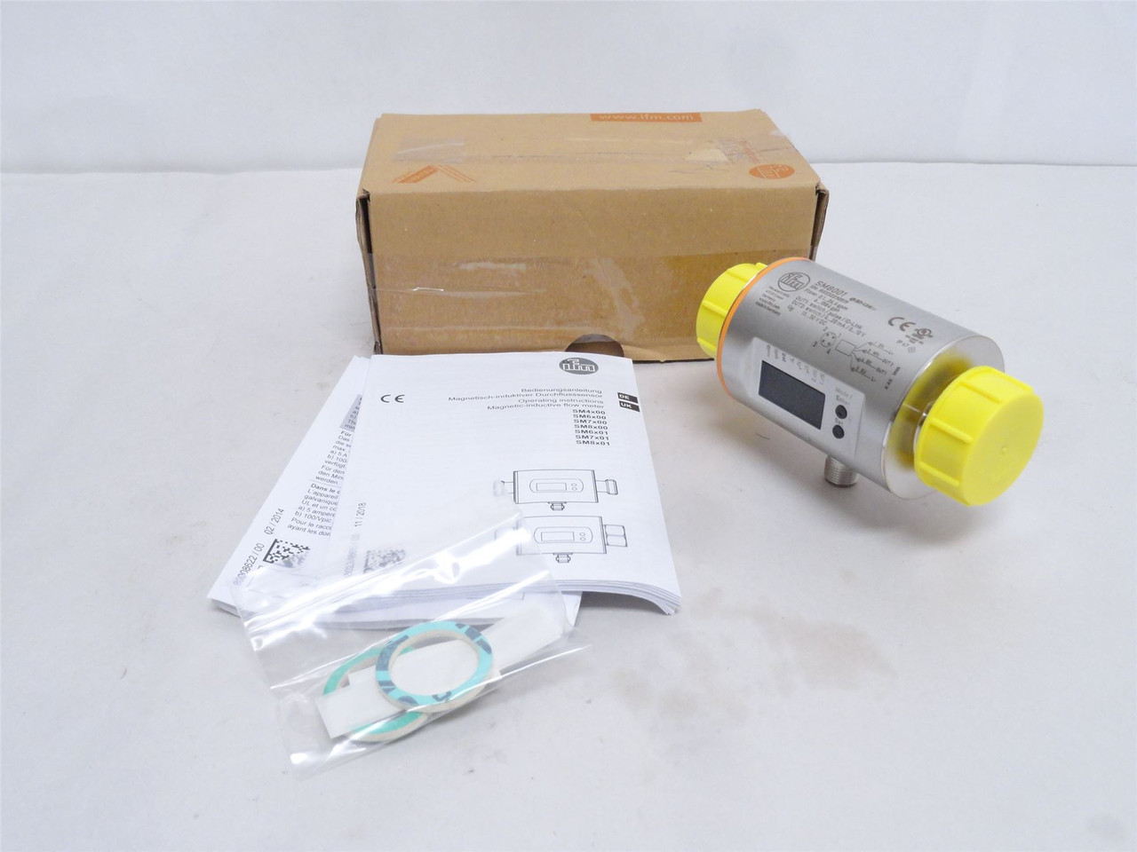 ifm SM8001; Electromagnetic Flowmeter; SS; 1" BSPP Threads