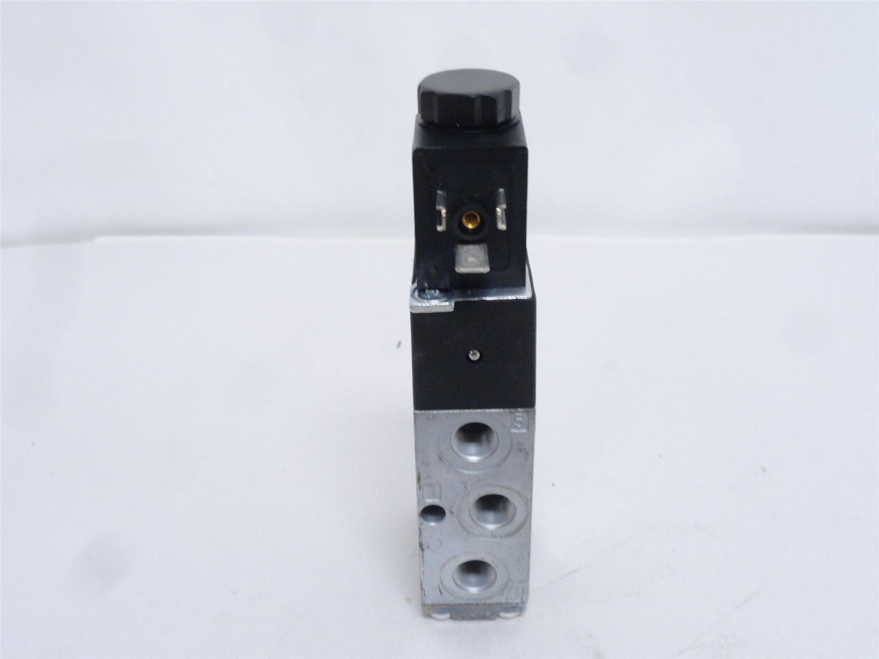 Aventics R412012711; Solenoid Valve 1/8NPT Port; Coil 115VAC