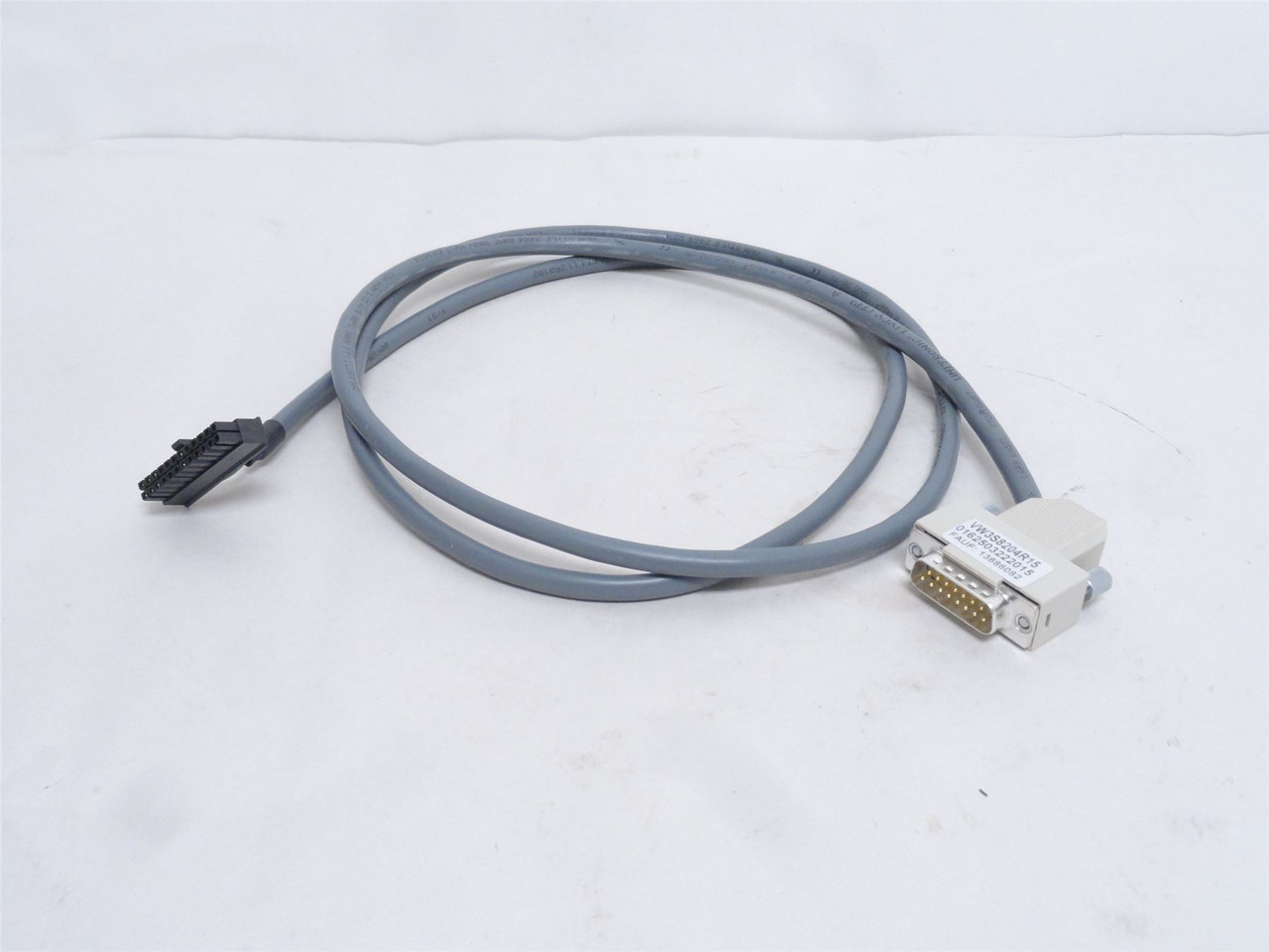 Schneider VW3S8204R15; Connector Cable; 1.5m; P/D-Premium CFY