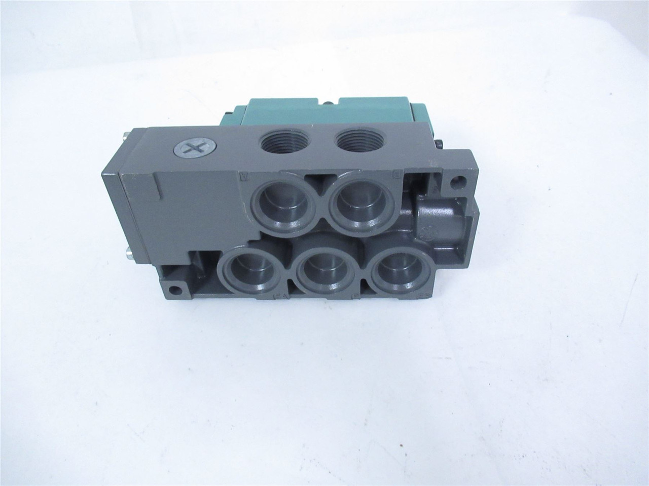 Numantics 555PP431O000000; Pneumatic Valve 2position4way 3/4"