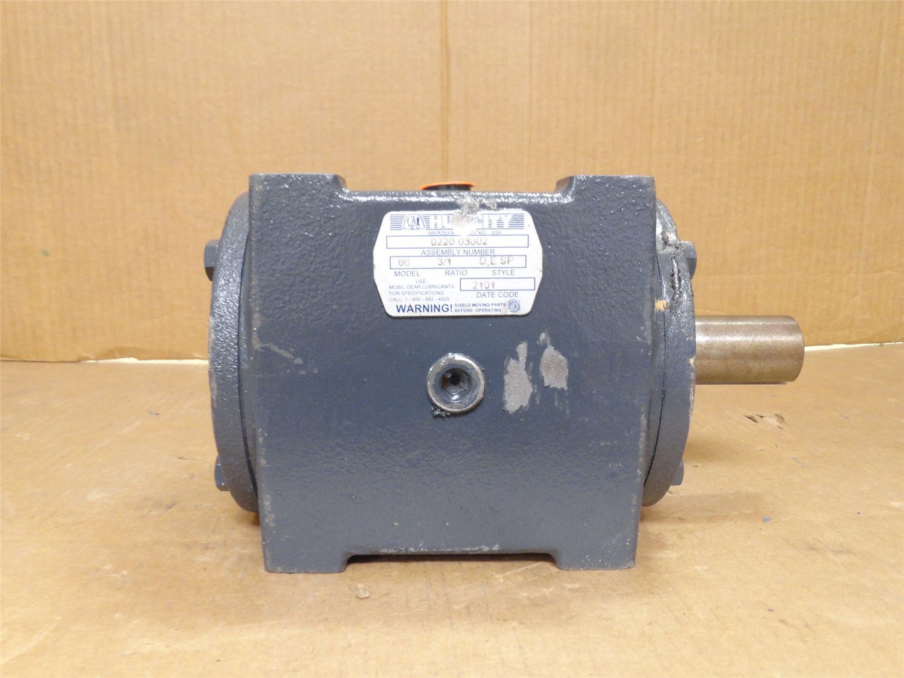 Hub City 0220-03602-066; Bevel Speed Reducer; RA; 3:1 Ratio