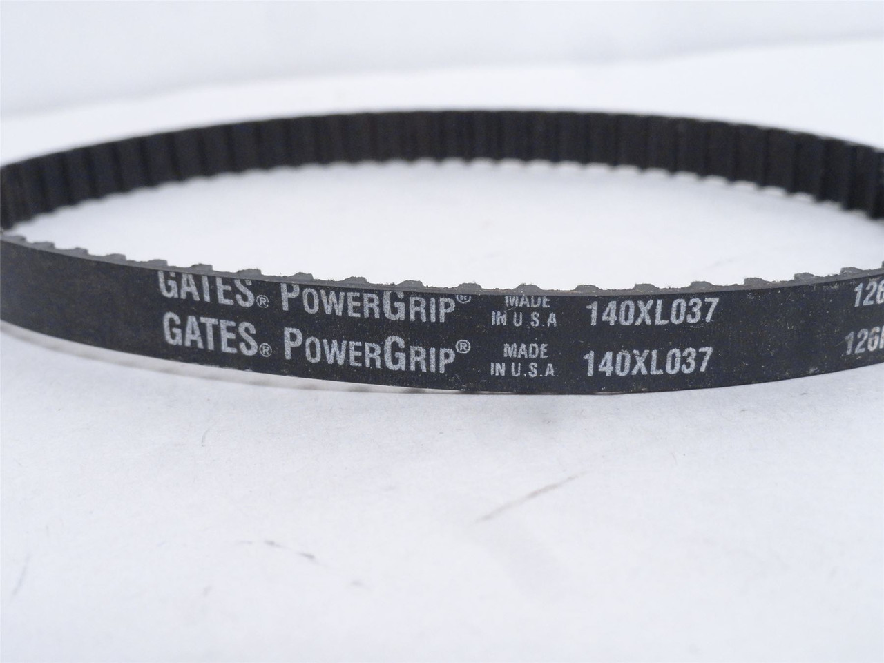 Gates 140XL037; Timing Belt; 14" Long; 3/8" Width; 70 Teeth