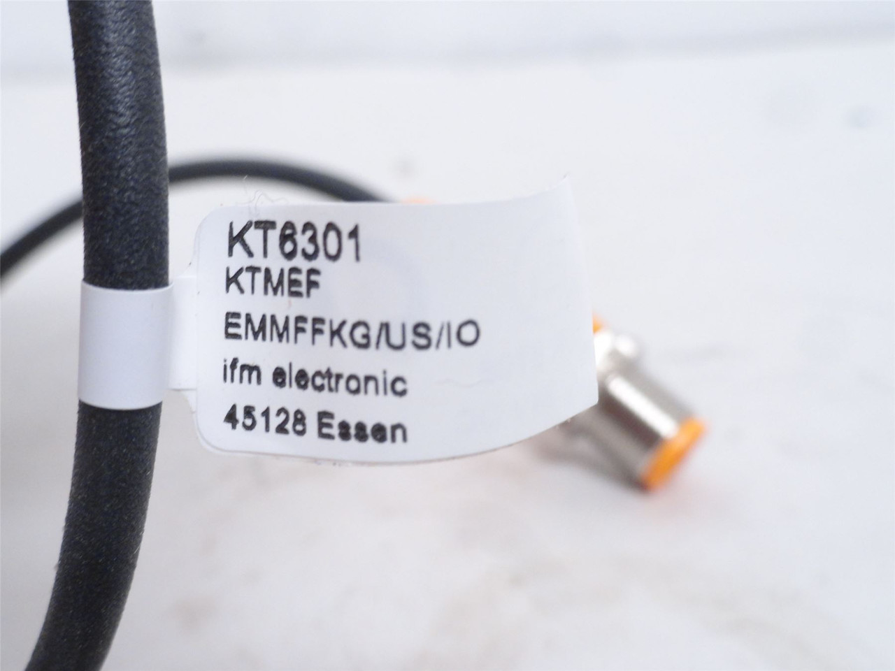 ifm KT6301; Capacitive Illuminated Pushbutton; 24VDC; PNP/NPN