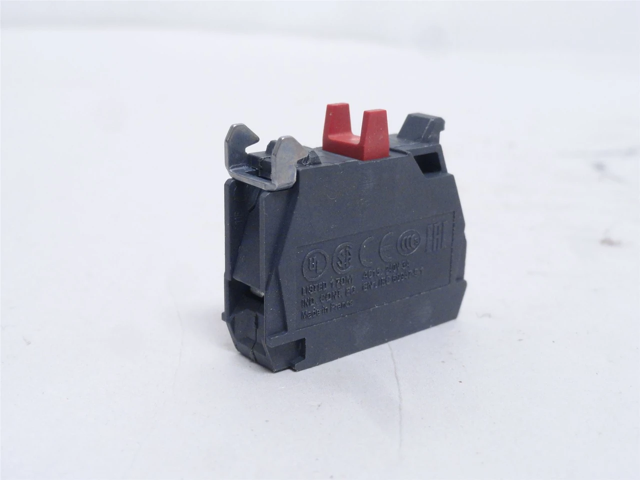 Schneider ZBE-102; Contact Block; 6A; 120VAC; 1-NC