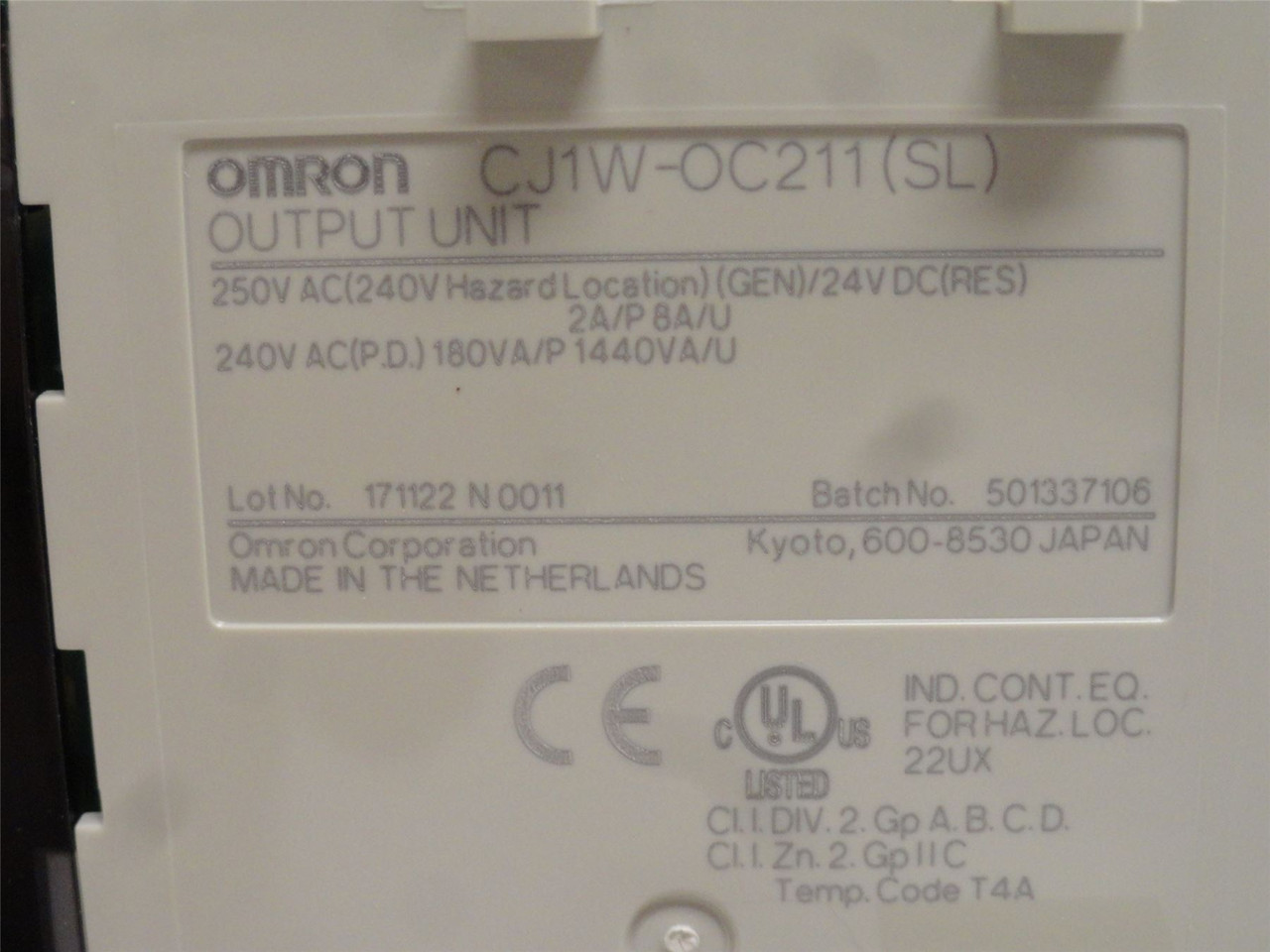 Omron CJ1W-OC211(SL); Digital Output 16x Relay Output; 250VAC