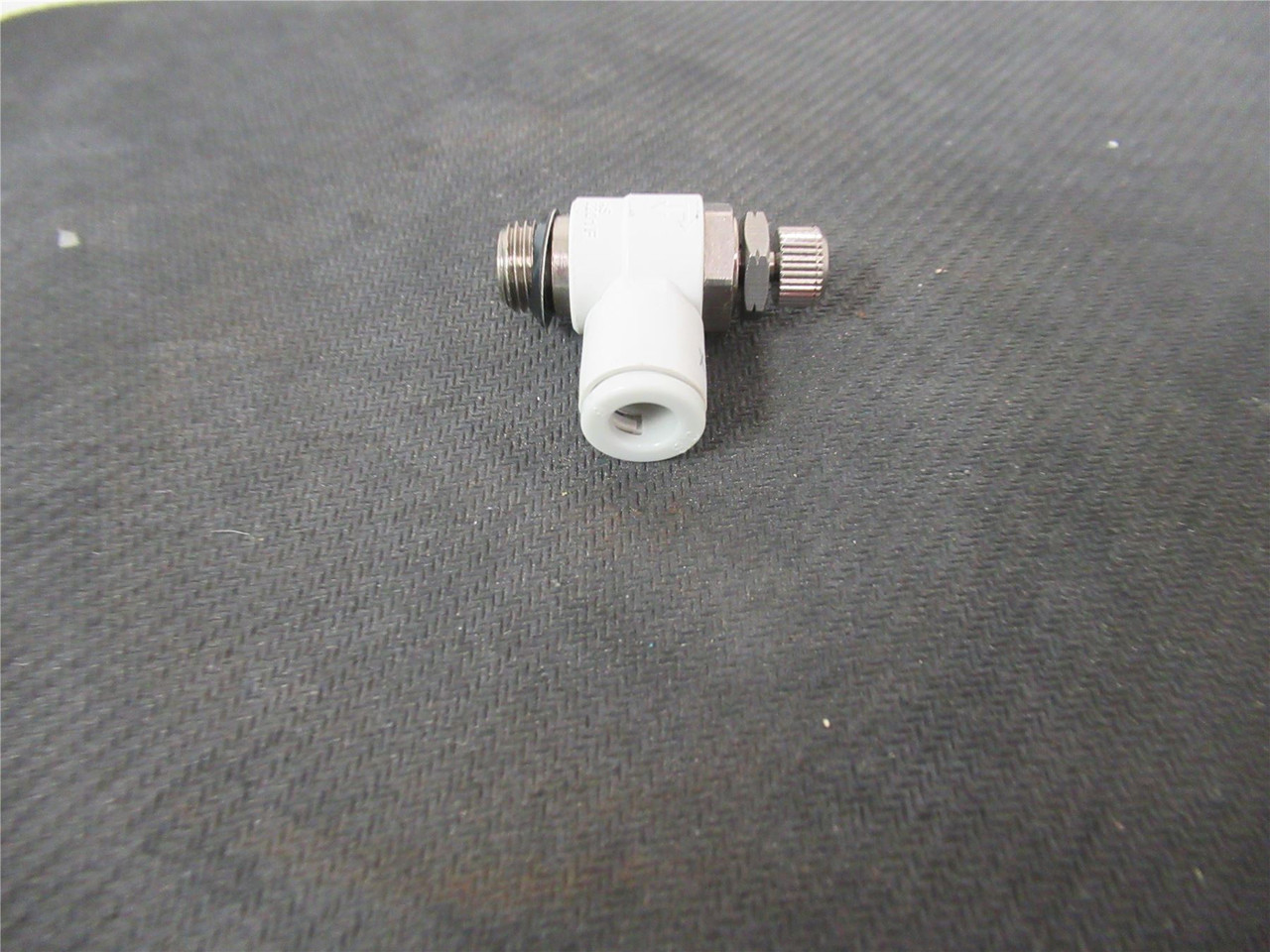 SMC AS2201F; Pneumatic Flow Control w/Valve .25"