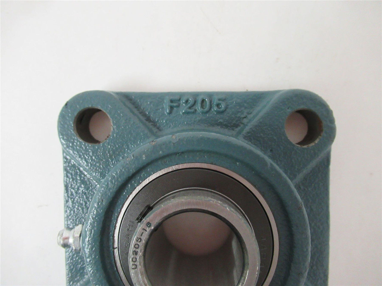 AMI UCF205-16; 4-Bolt Flange Bearing 1" ID