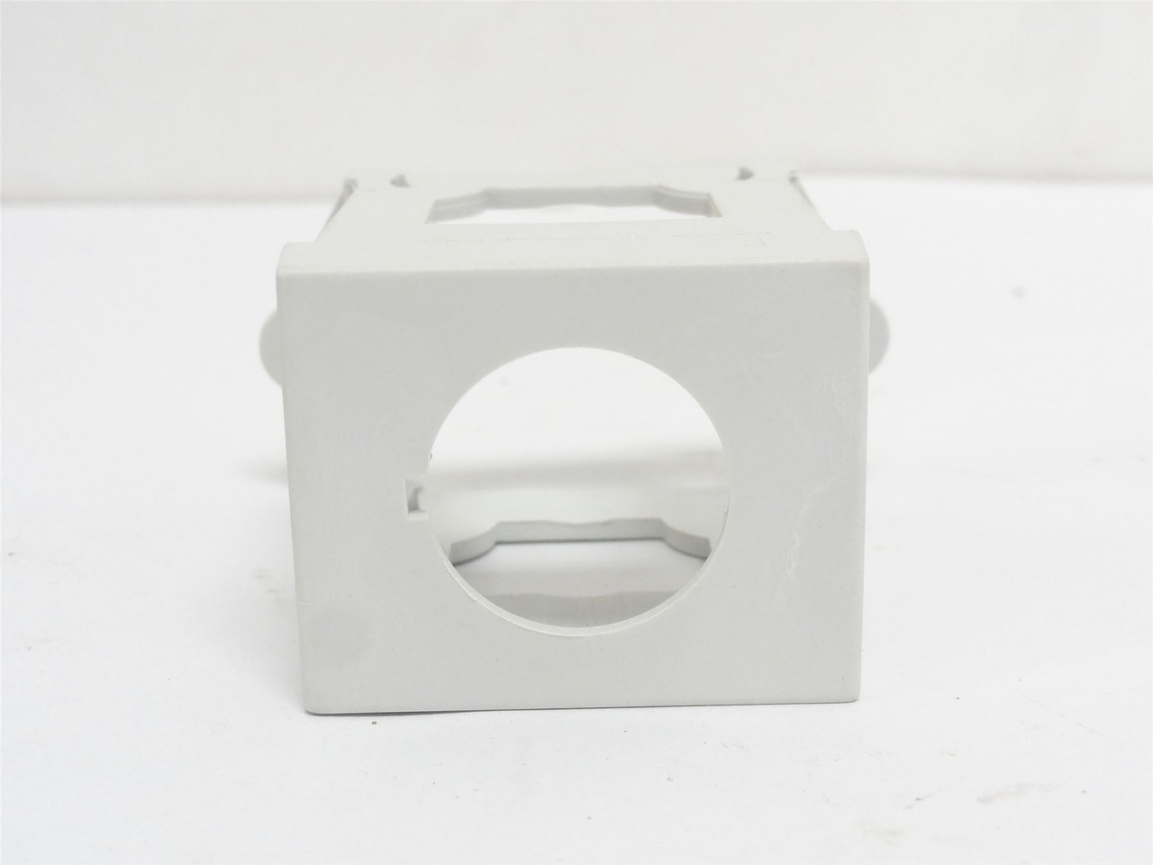Eaton M22-IVS; DIN Rail Mounting Adapter 17-24096; Size: 22mm