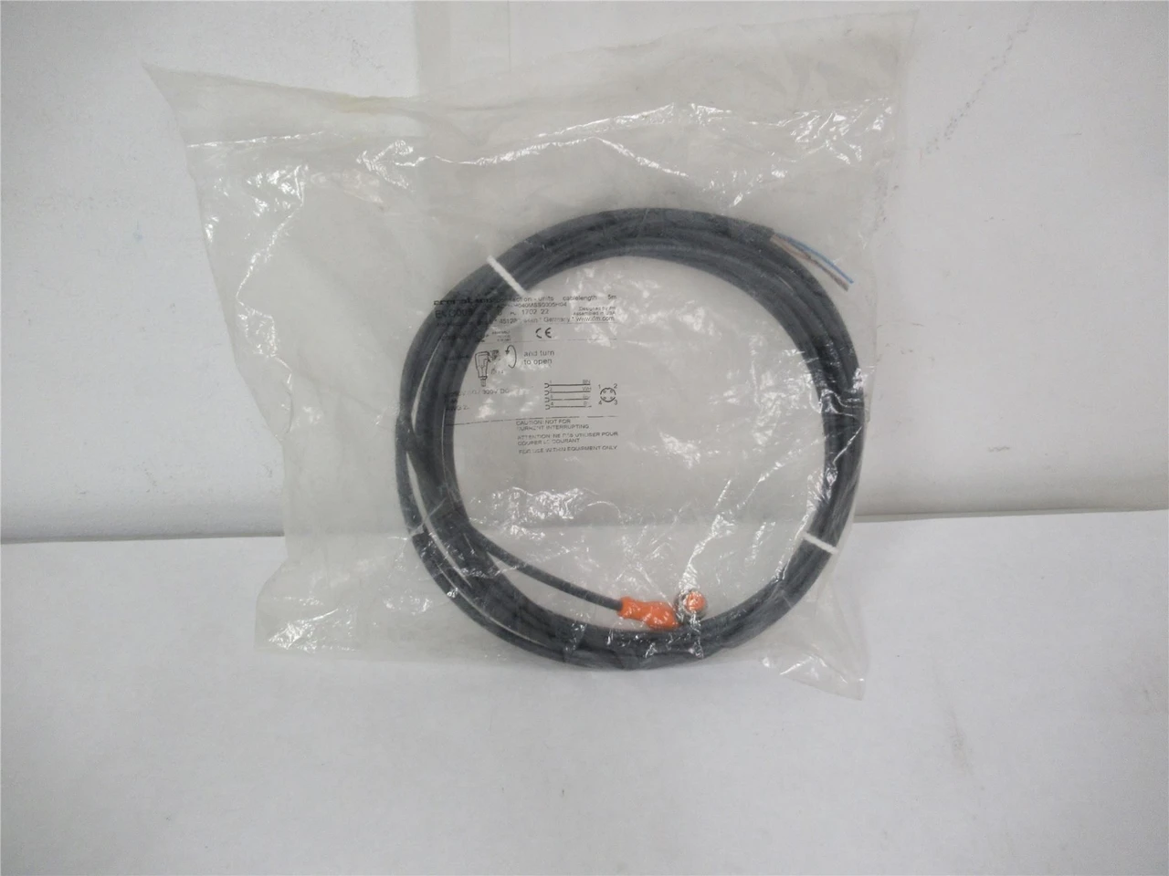 IFM EVC005; Cordset  M12 Female right angle 4 Wire 5 Pin  5m