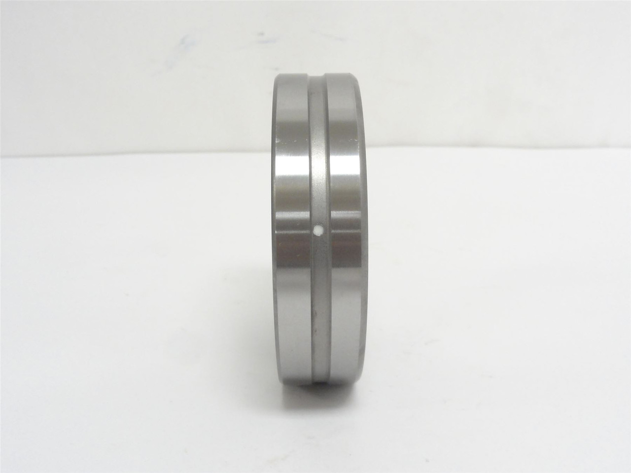 MFG- 22211-E-A5E4K; Double Row Roller Bearing 55mmID; 100mmOD