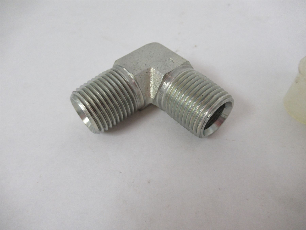 MFG- 1/2 CR-S; Fitting 90 Degree Elbow 1/2"NPT x 1/2"NPT