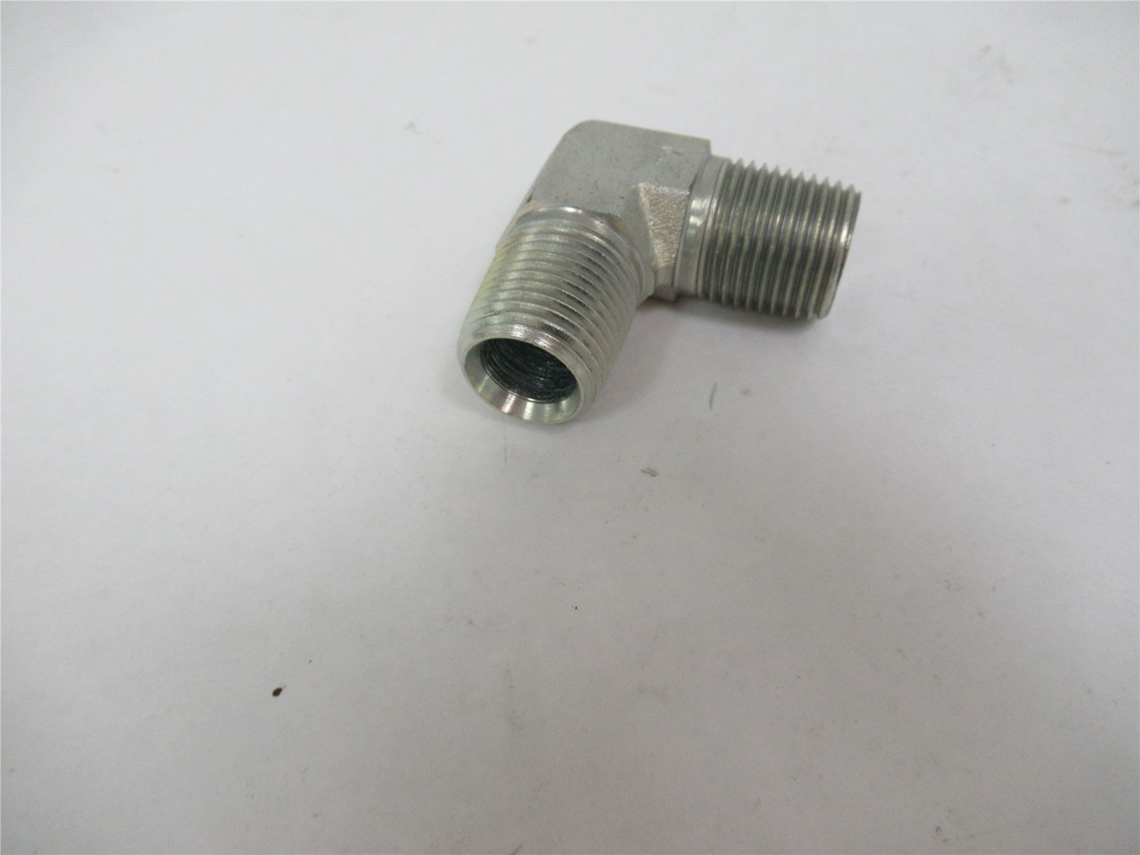 MFG- 1/2 CR-S; Fitting 90 Degree Elbow 1/2"NPT x 1/2"NPT