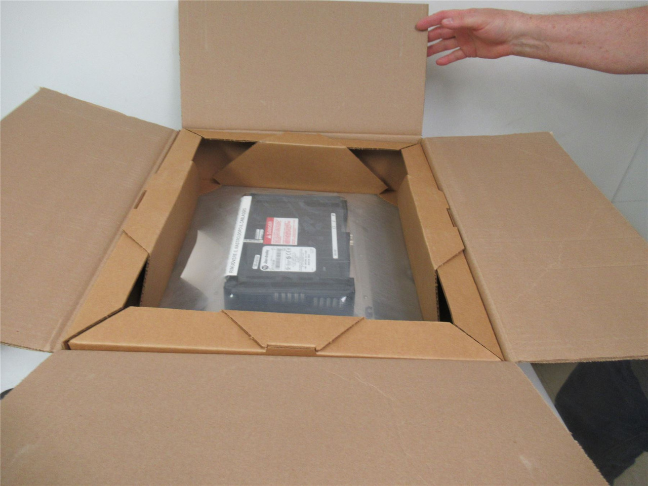Allen-Bradley 2711T10C15X/F; PanelView 1000C (Refurbished)