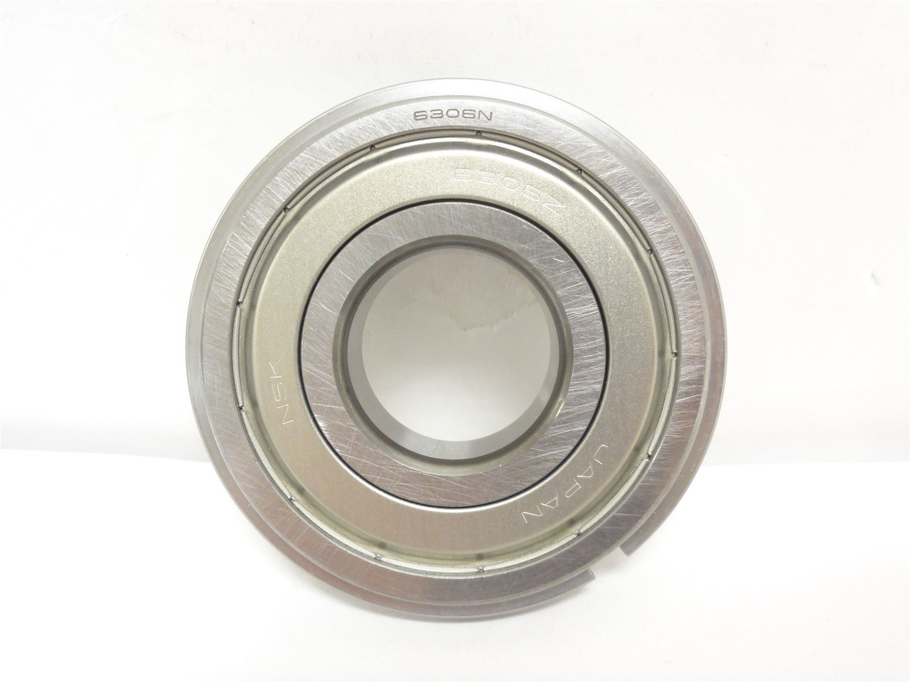 NSK 6306ZZNR; Ball Bearing; 30mmID x 72mmOD x19mm Width