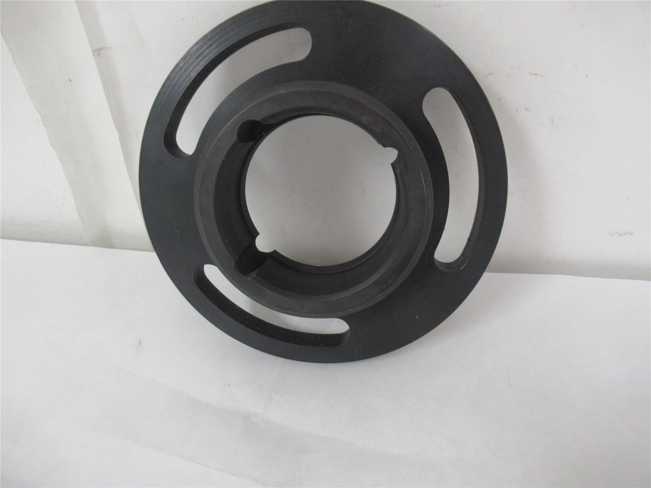 Douglas Machine Corp 55391; Hub aperedBushing 2 9/16"X2 11/16