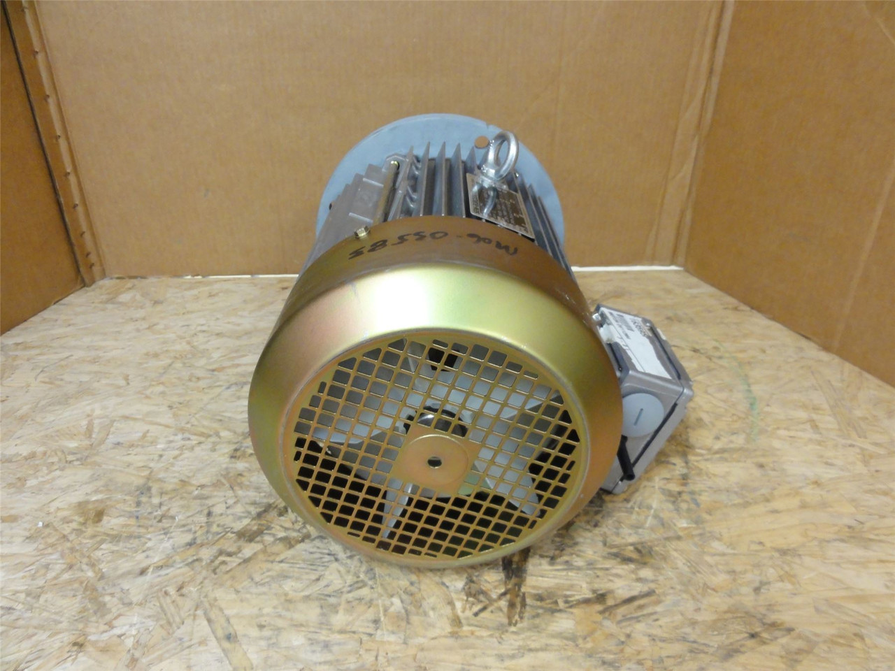 SEW DFV112M4; AC Motor; 4.4kW; 415-460V; 1720RPM; 3PH; 60HZ